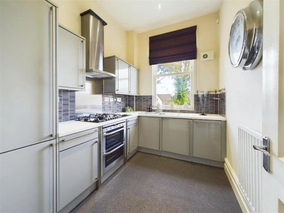 Upmarket Apartment In Ormskirk Ngoại thất bức ảnh